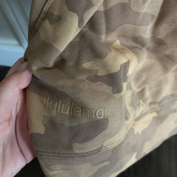 Lululemon Perfectly Oversized Crew Sweatshirt Heritage 365 Camo Brown Size 10 - Picture 5 of 5